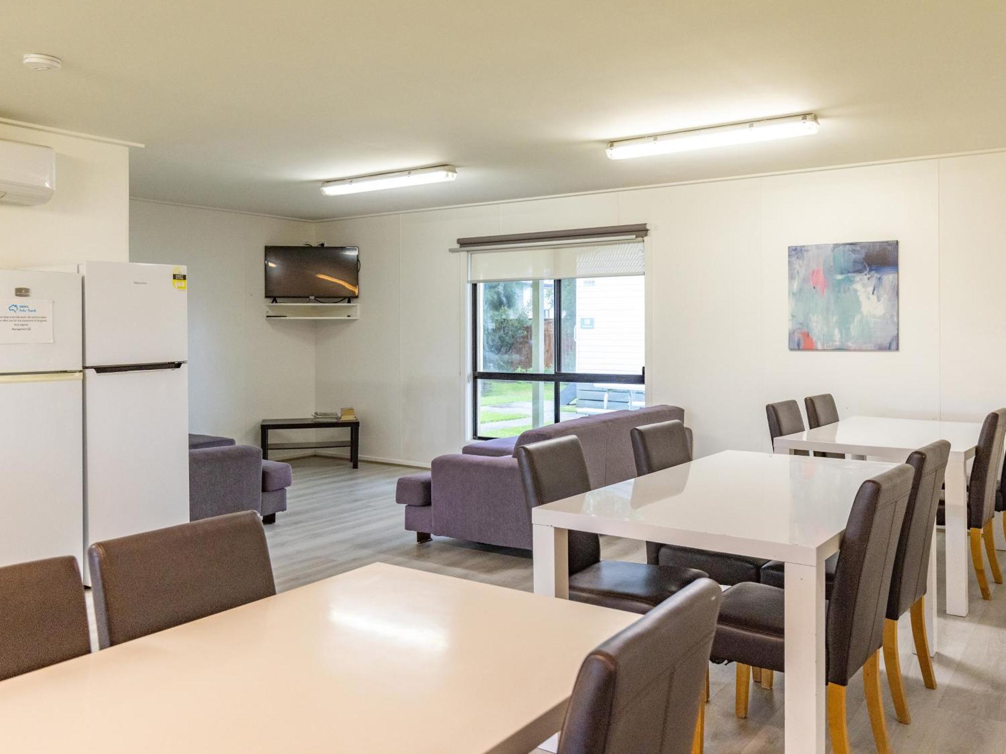 Nrma Warrnambool Riverside Holiday Park 외부 사진