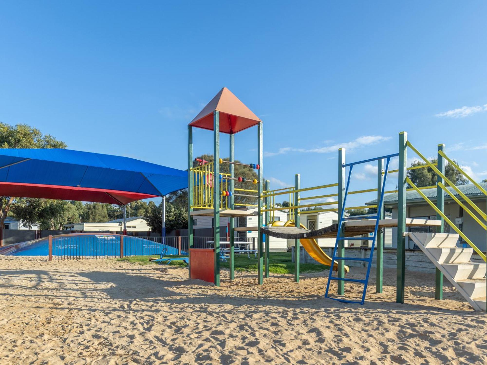 Nrma Warrnambool Riverside Holiday Park 외부 사진