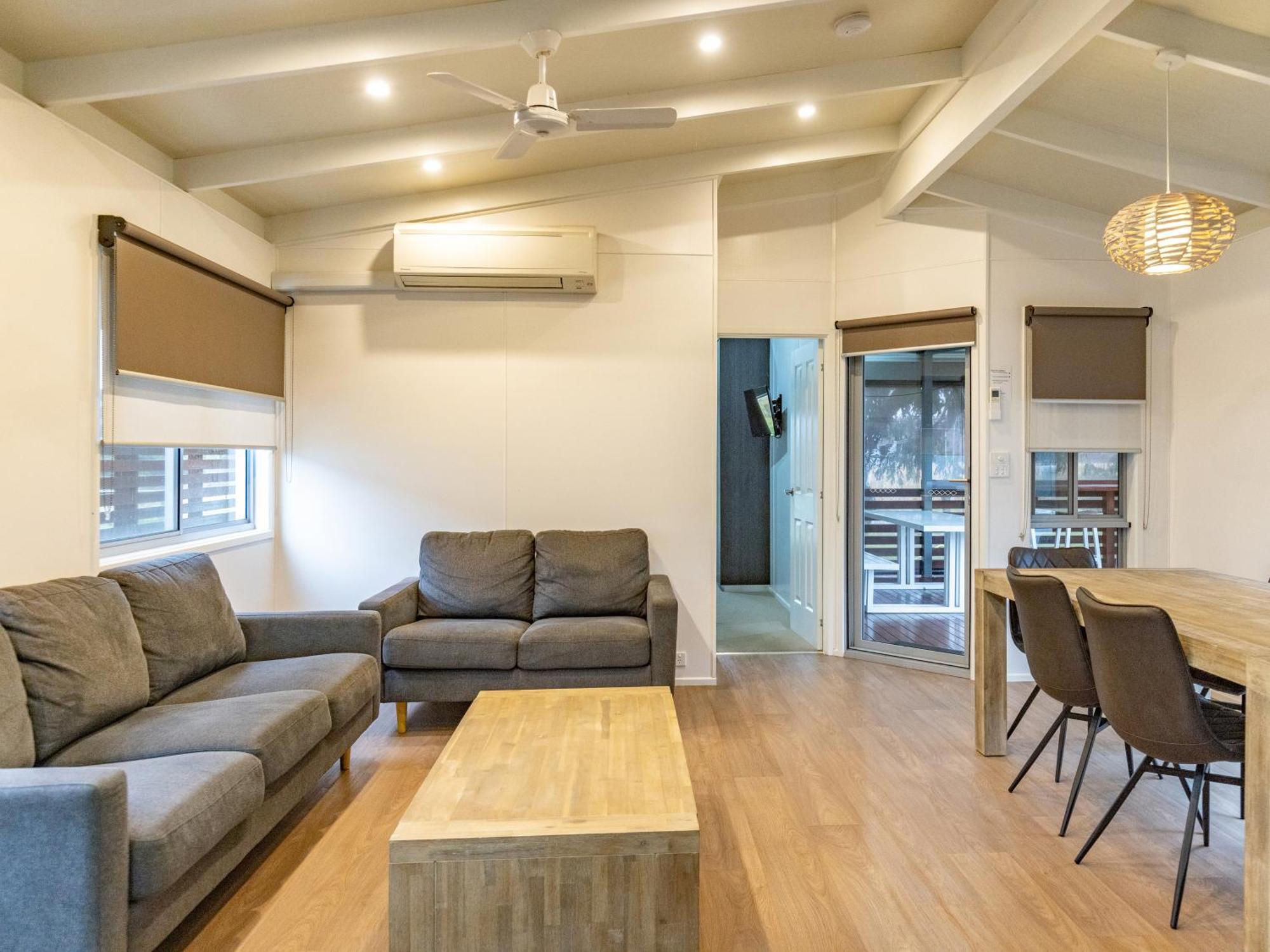 Nrma Warrnambool Riverside Holiday Park 객실 사진